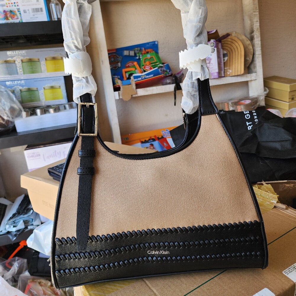 CALVIN KLEIN  HOBO